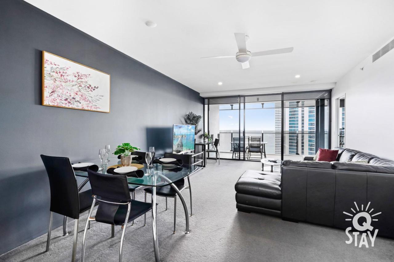 Circle On Cavill, 1 Bedroom Ocean Family Surfers Paradise Apartment *