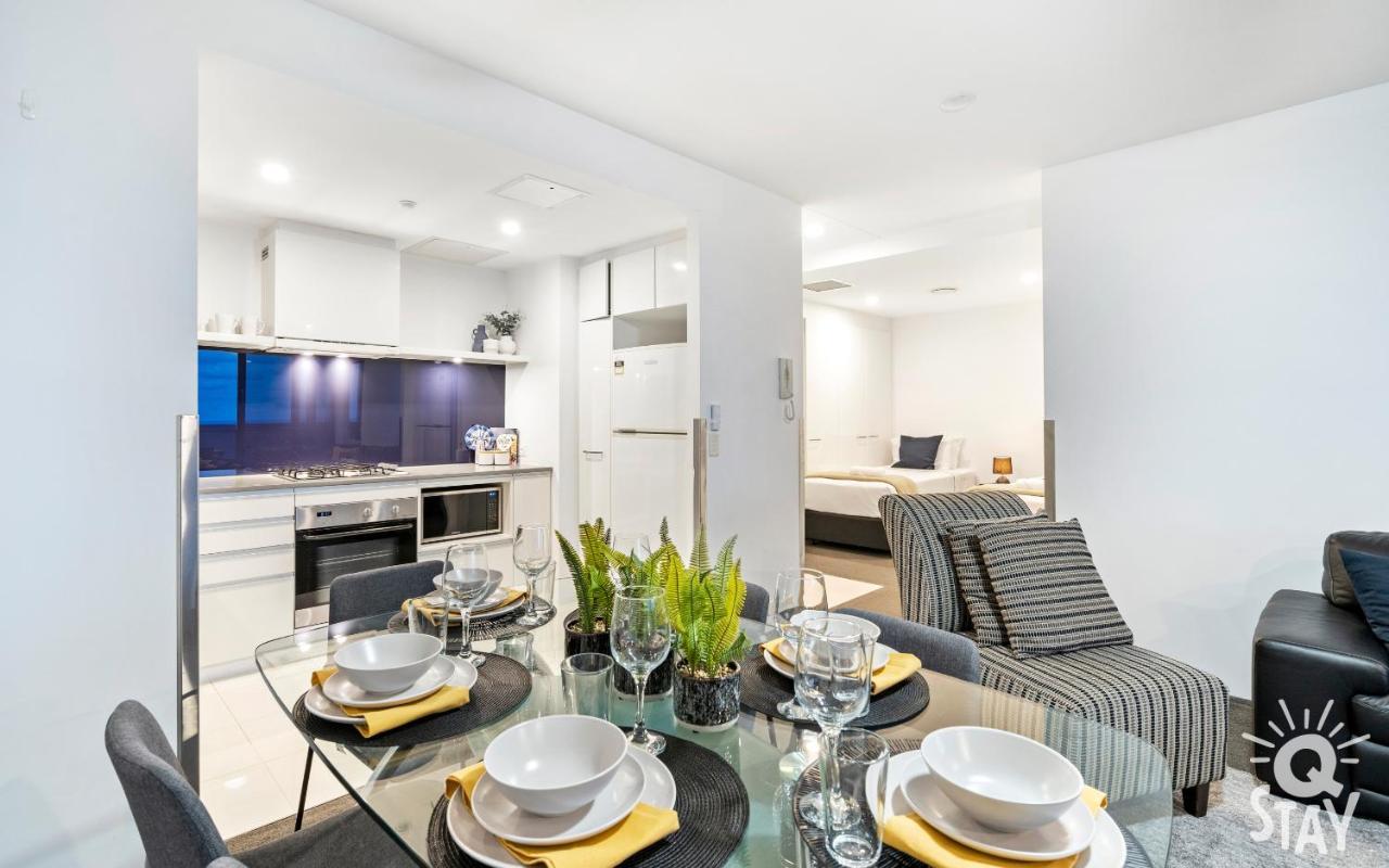 Apartment Circle On Cavill, 1 Bedroom Ocean Family Surfers Paradise Gold Coast