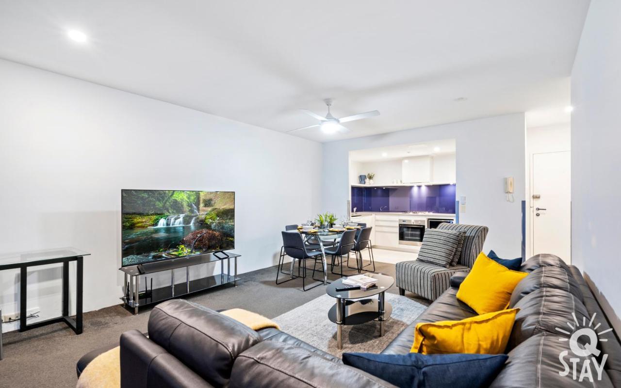 Circle On Cavill, 1 Bedroom Ocean Family Surfers Paradise Gold Coast