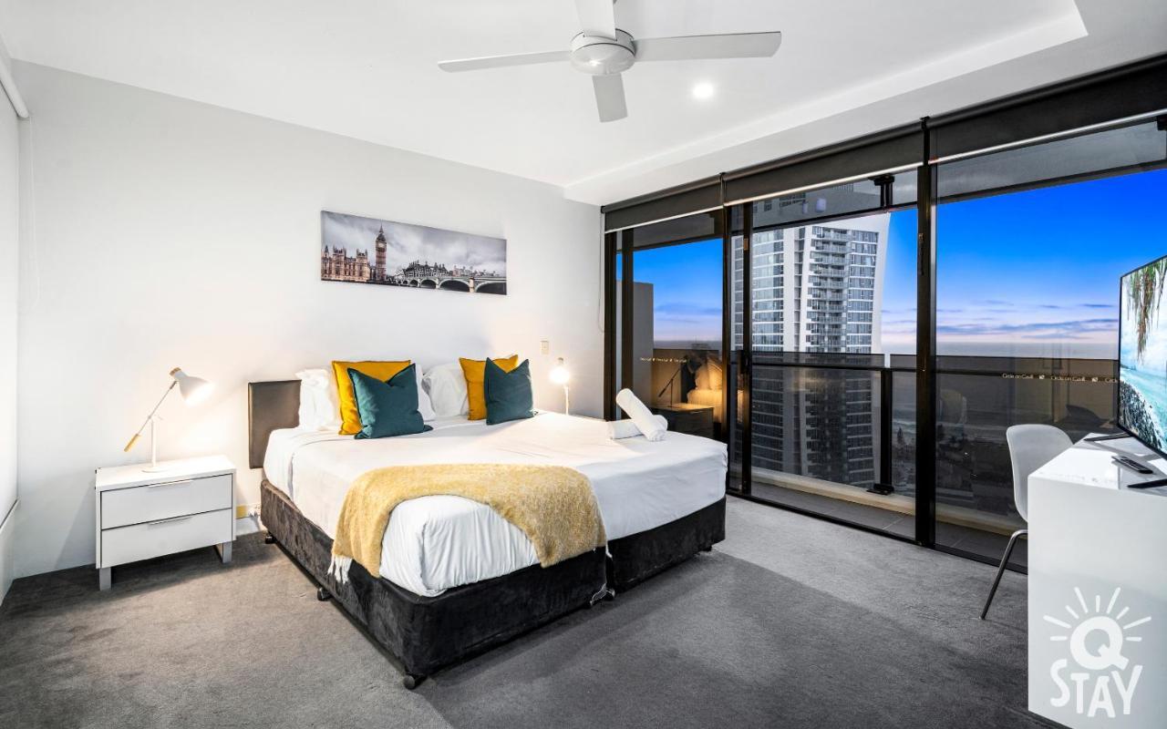 Circle On Cavill, 1 Bedroom Ocean Family Surfers Paradise Apartment *